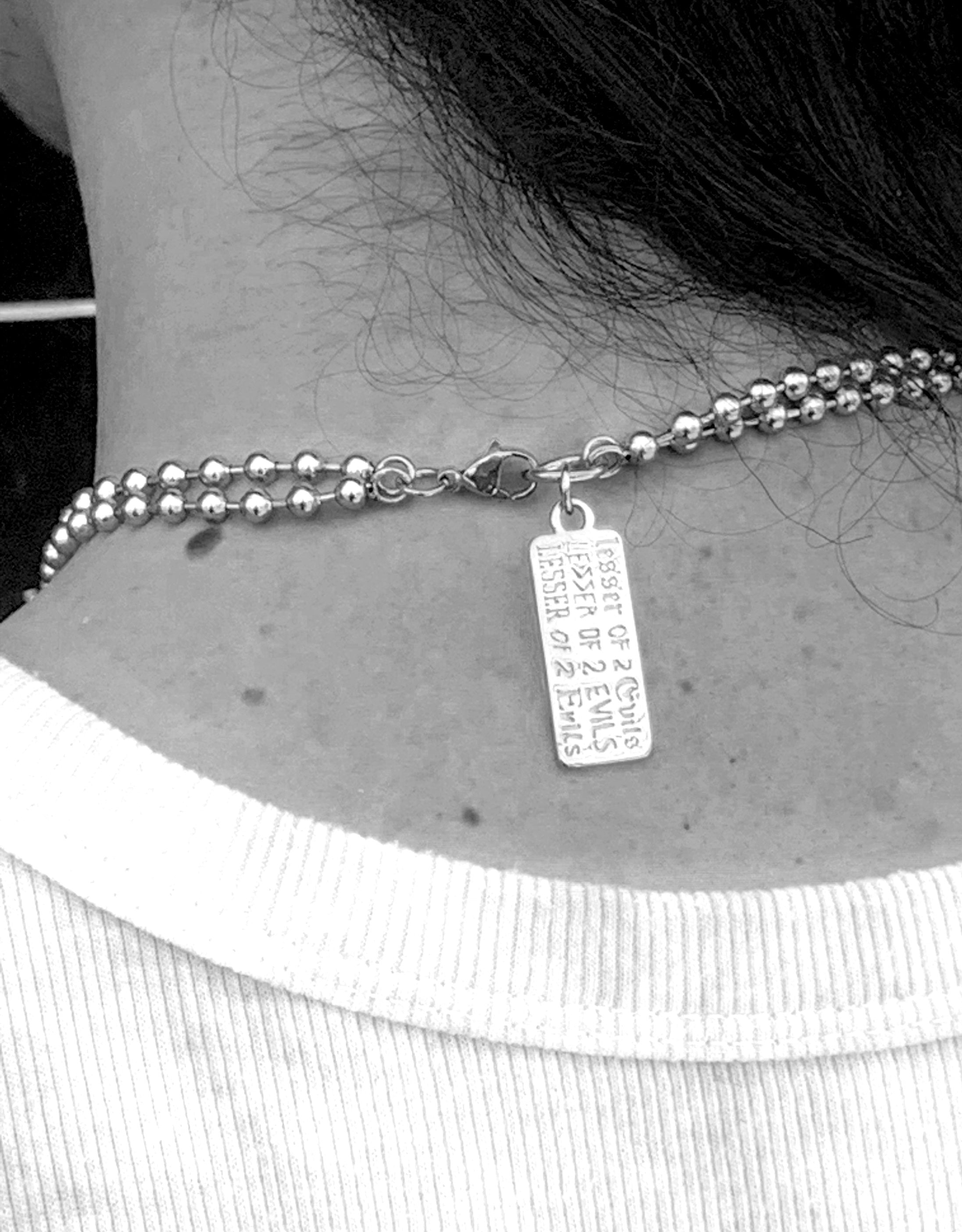 ネックレス・チョーカー Dice Ball Chain Pendant Dice Ball Chain Necklace – Lesser of 2 Evils