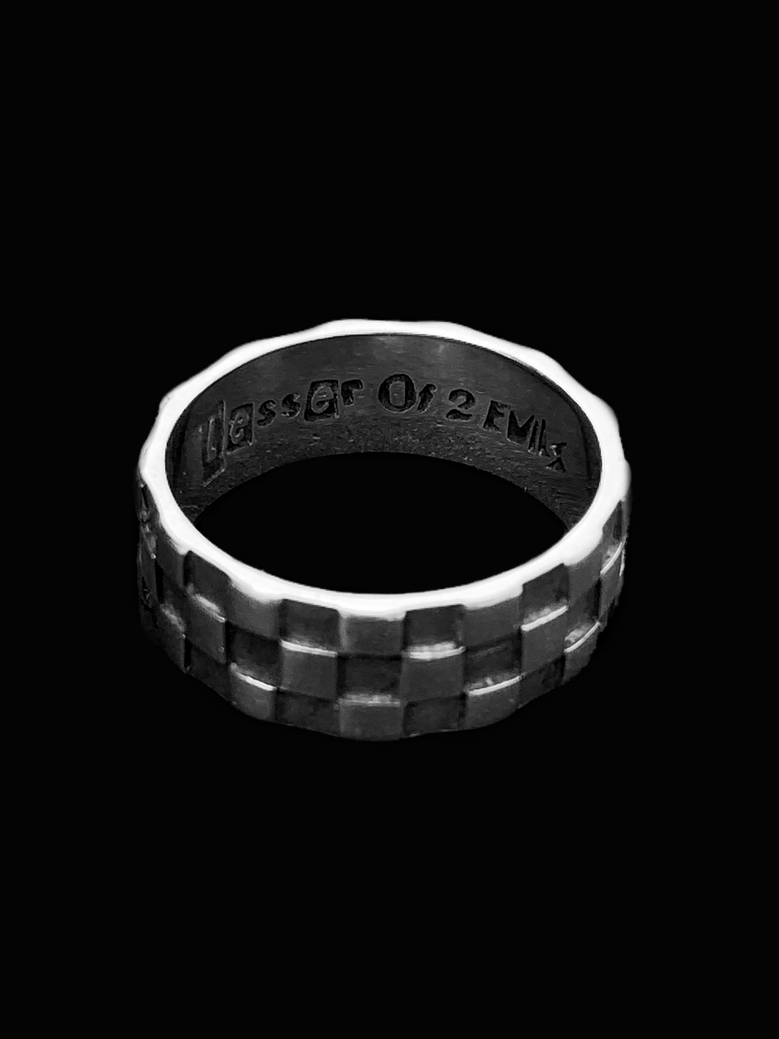 Rude Ring – Lesser of 2 Evils